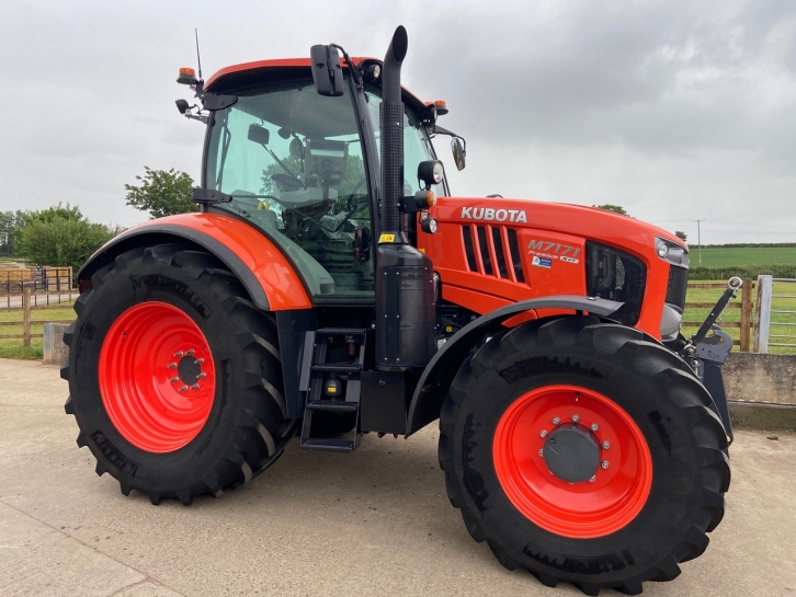 KUBOTA TRACTOR M7171